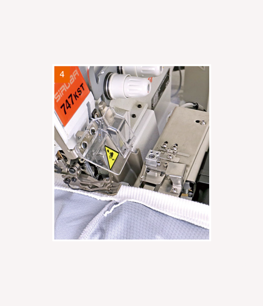 Máquina Overlock  700KST